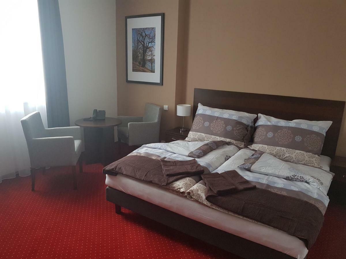 Wellness Hotel Harmonie Тршебонь Екстер'єр фото