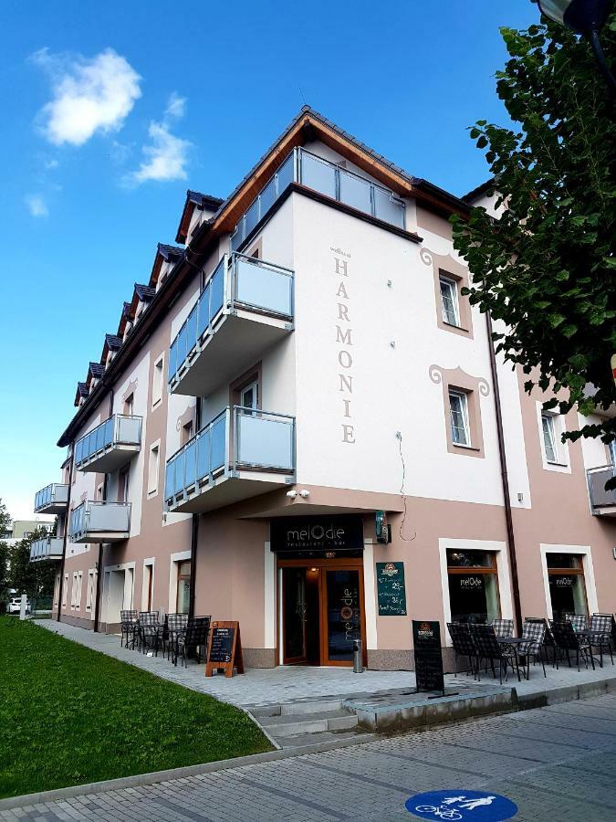 Wellness Hotel Harmonie Тршебонь Екстер'єр фото