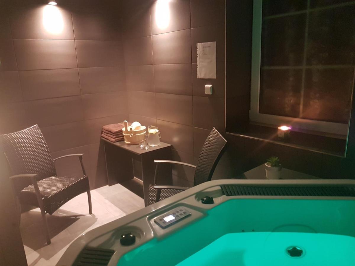Wellness Hotel Harmonie Тршебонь Екстер'єр фото